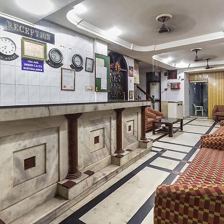 ホテル Sahara International Deluxe ニューデリー エクステリア 写真